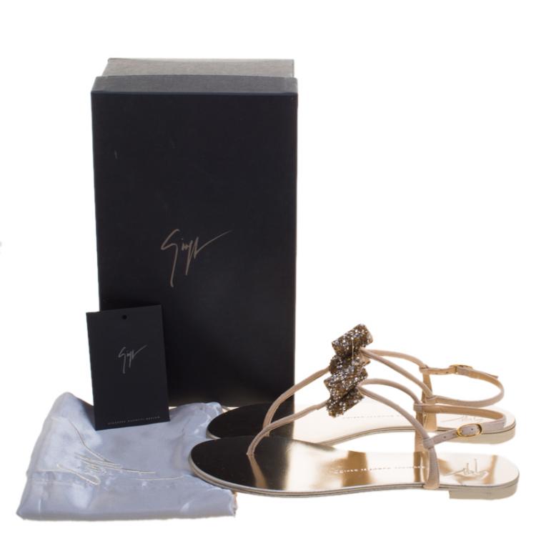Pre Owned Giuseppe Zanotti Beige Suede Rock Crystal Embellished Bow Flat Thong Sandals Size 40.5