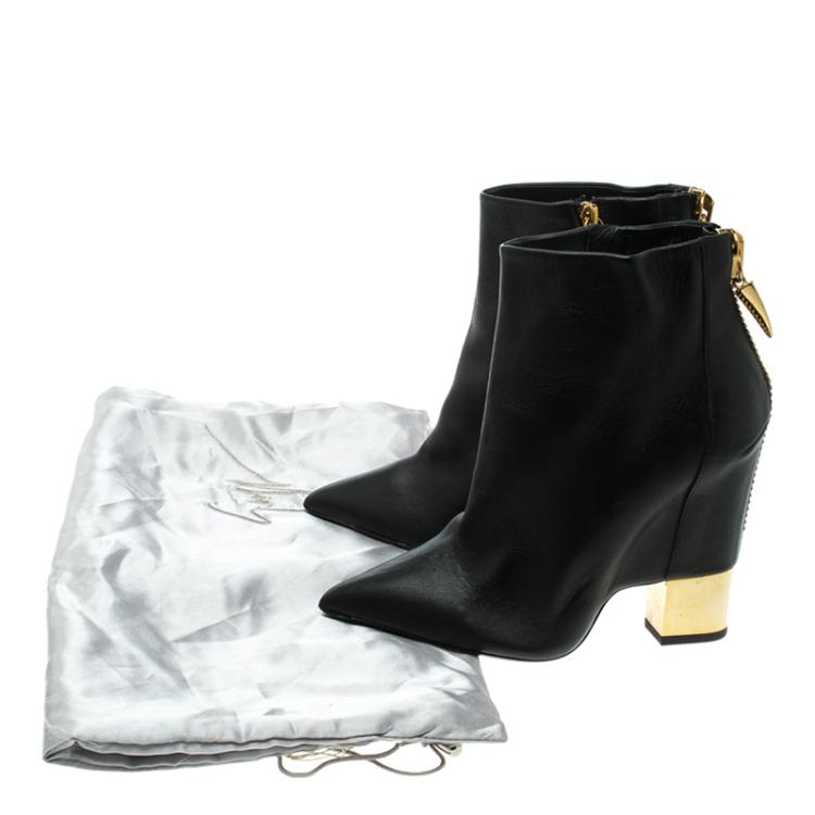 Pre Owned Giuseppe Zanotti Black Leather Shark Tooth Pointed Toe Block Heel Ankle Boots Size 38 