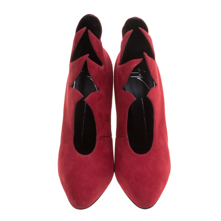 Pre Owned Giuseppe Zanotti Red Suede Witch Pointed Toe Booties Size 40