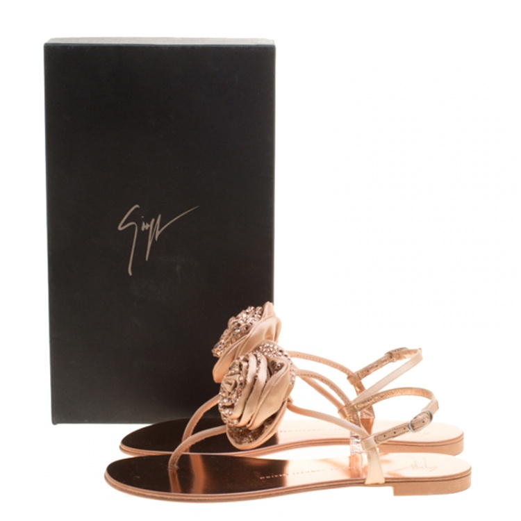 Pre Owned Giuseppe Zanotti Blush Pink Satin and Leather Crystal Embellished Flower Flat Thong Sandals Size 38