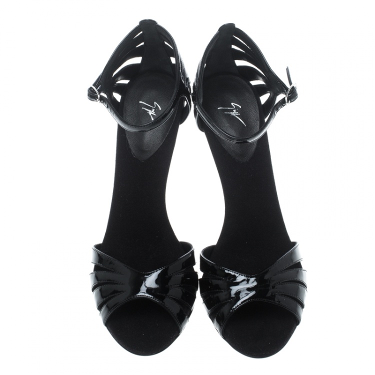 Pre Owned Giuseppe Zanotti Black Patent Leather Alien Ankle Strap Sandals Size 38