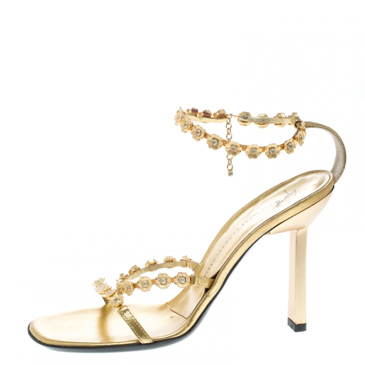 Pre Owned Giuseppe Zanotti Metallic Gold Flower Embellished Lola Strappy Sandals Size 37