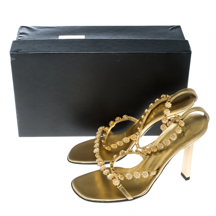 Pre Owned Giuseppe Zanotti Metallic Gold Flower Embellished Lola Strappy Sandals Size 37