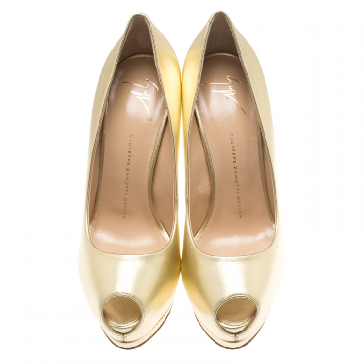 Pre Owned Giuseppe Zanotti Metallic Gold Leather Peep Toe Platform Pumps Size 39