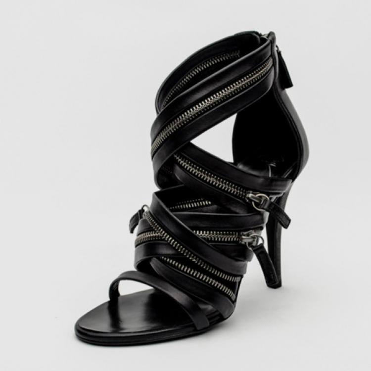 adelaar Verdwijnen lichten Giuseppe Zanotti For Pierre Balmain Black Leather Zip-Embellished Sandals  Size 36 Giuseppe Zanotti | TLC