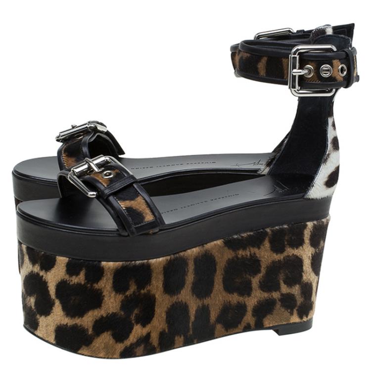 مملوكة مسبقًا Giuseppe Zanotti Black Leather and Leopard Calf Hair Ankle Strap Platform Sandals Size 37.5