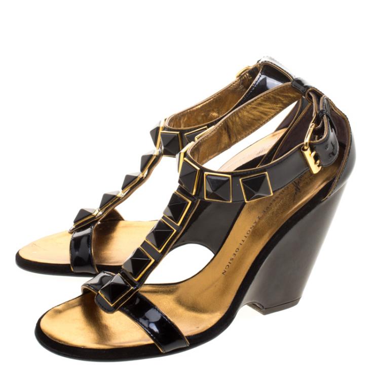 Pre Owned Giuseppe Zanotti Black Patent Leather Stud Embellished T Strap Wedge Sandals Size 35