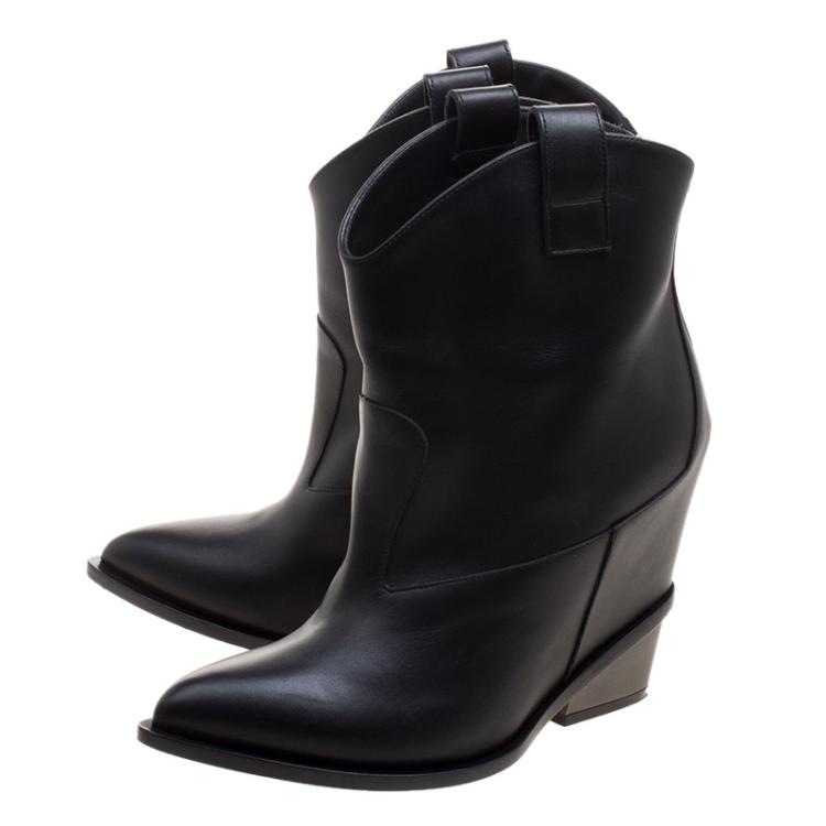 Pre Owned Giuseppe Zanotti Black Leather Pointed Toe Boots Size 41
