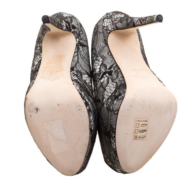مملوكة مسبقًا Giuseppe Zanotti Monochrome Lace Peep Toe Platform Pumps Size 38
