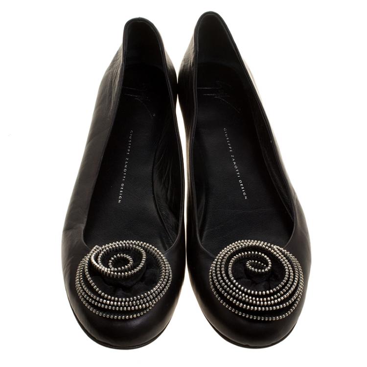 Pre Owned Giuseppe Zanotti Black Leather Rose Embellished Ballet Flats Size 41.5