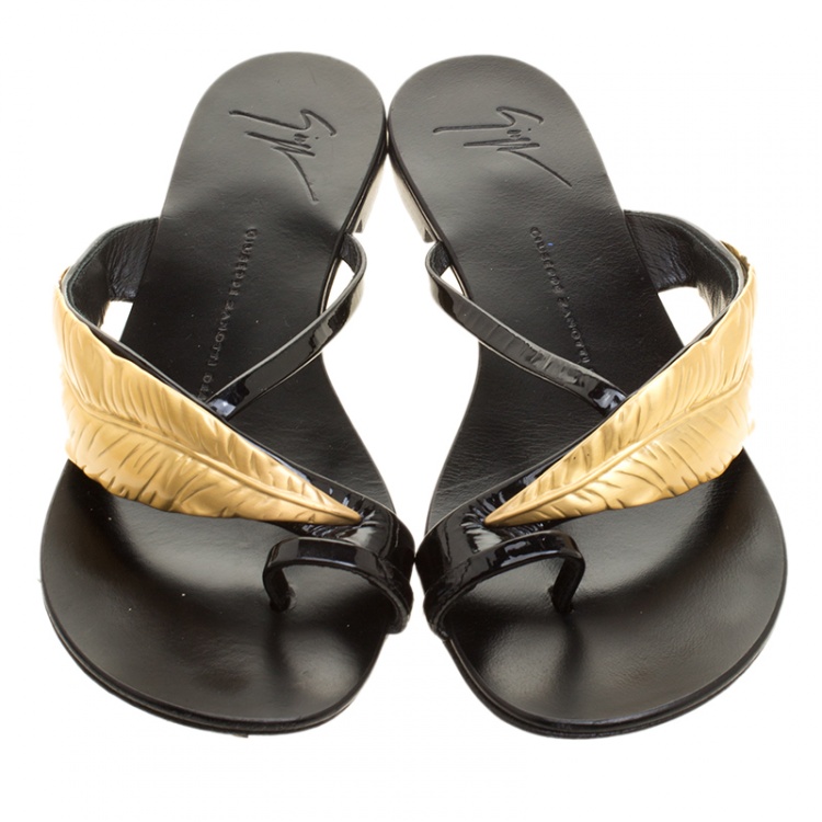 Pre Owned Giuseppe Zanotti Black Patent Leather Gold Leaf Accent Flat Sandals Size 38