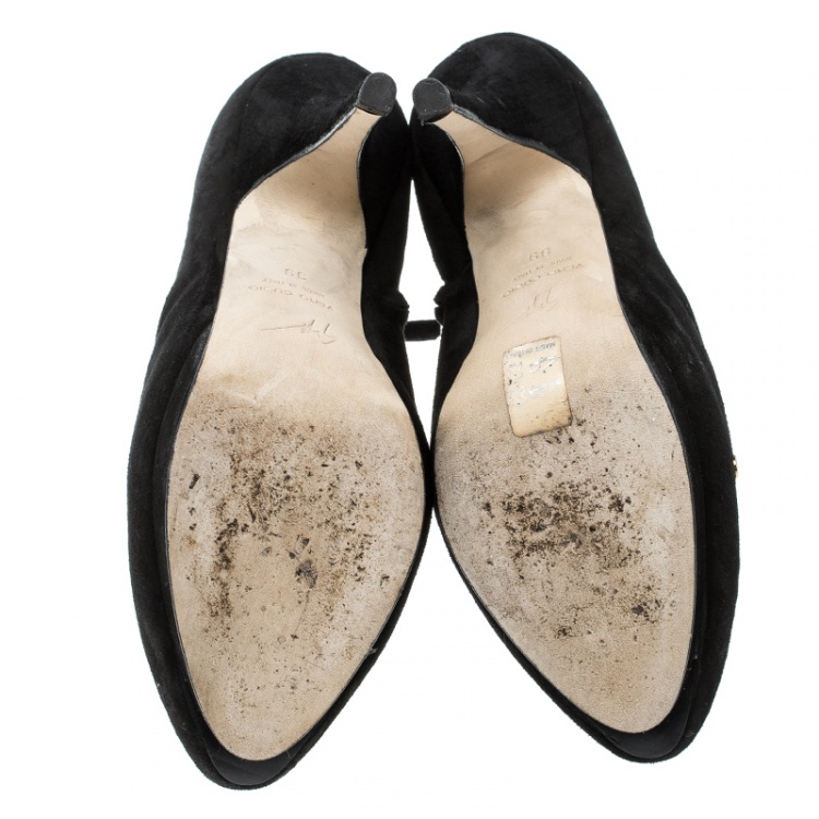 مملوكة مسبقًا Giuseppe Zanotti Black Suede Grommet Crystal Eyelet Embellished Platform Booties Size 39