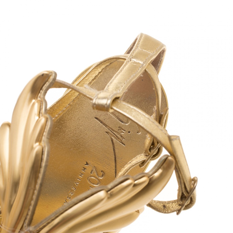 Pre Owned Giuseppe Zanotti 20th Anniversary Jewel Edition Metallic Gold Leather Cruel Summer Wing Flat Sandals Size 39