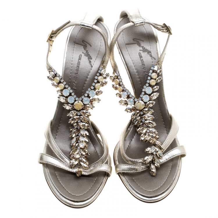 Pre Owned Giuseppe Zanotti Metallic Light Gold Leather Crystal Embellished Sandals Size 37