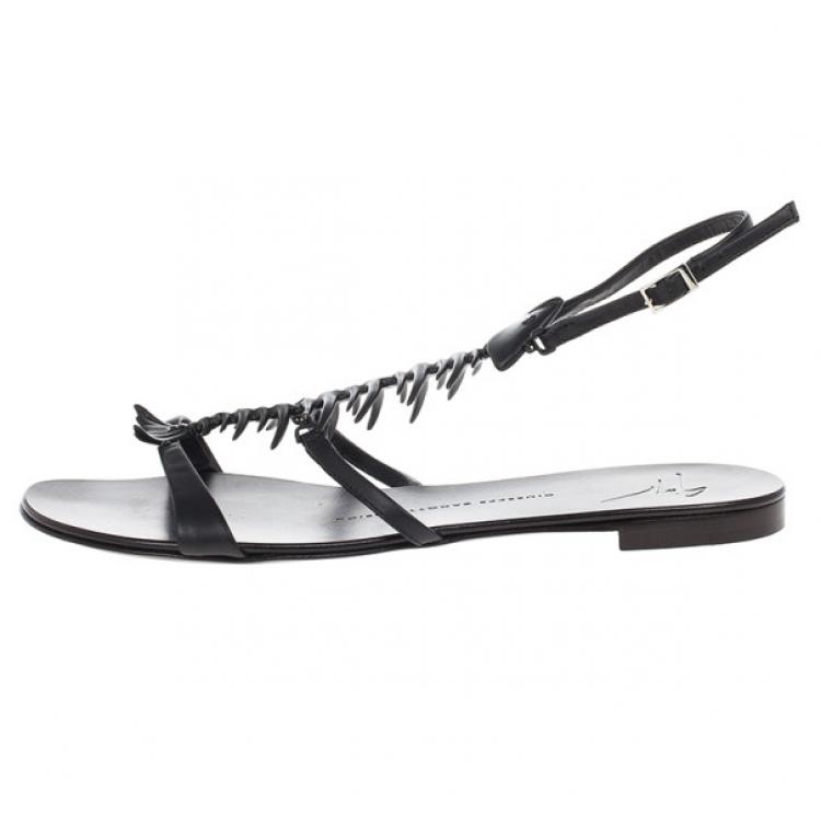 Pre Owned Giuseppe Zanotti Black Fishbone Flat Sandals Size 38.5