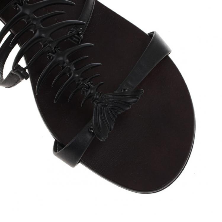 Pre Owned Giuseppe Zanotti Black Fishbone Flat Sandals Size 38.5