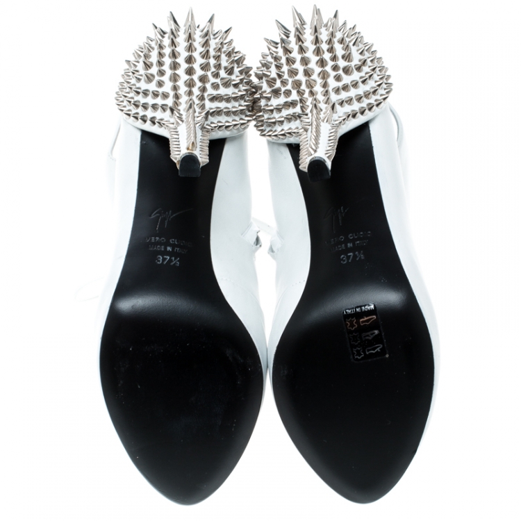 Pre Owned Giuseppe Zanotti White Leather Spike Embellished Heel Cut Out Ankle Boots Size 37.5