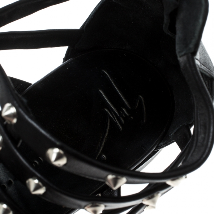 Pre Owned Giuseppe Zanotti Black Spike Studded Strappy Gladiator Flat Sandals Size 42