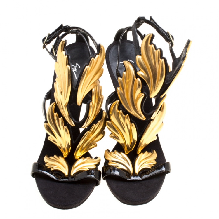 Pre Owned Giuseppe Zanotti Black Patent Leather Argent Metal Wing Embellished Strappy Sandals Size 38.5