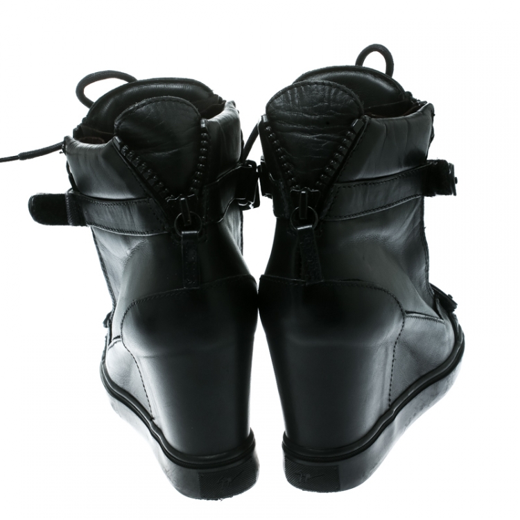 مملوكة مسبقًا Giuseppe Zanotti Black Leather Jennifer Wedge Sneakers Size 41