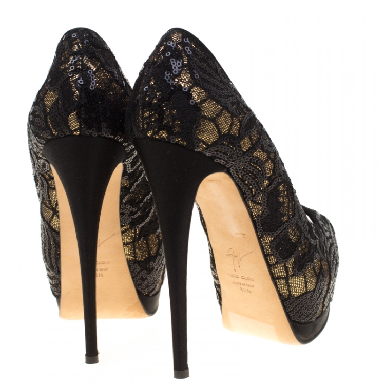 مملوكة مسبقًا Giuseppe Zanotti Black/Gold Sequins Embellished Lace Sharon Peep Toe Platform Pumps Size 38.5