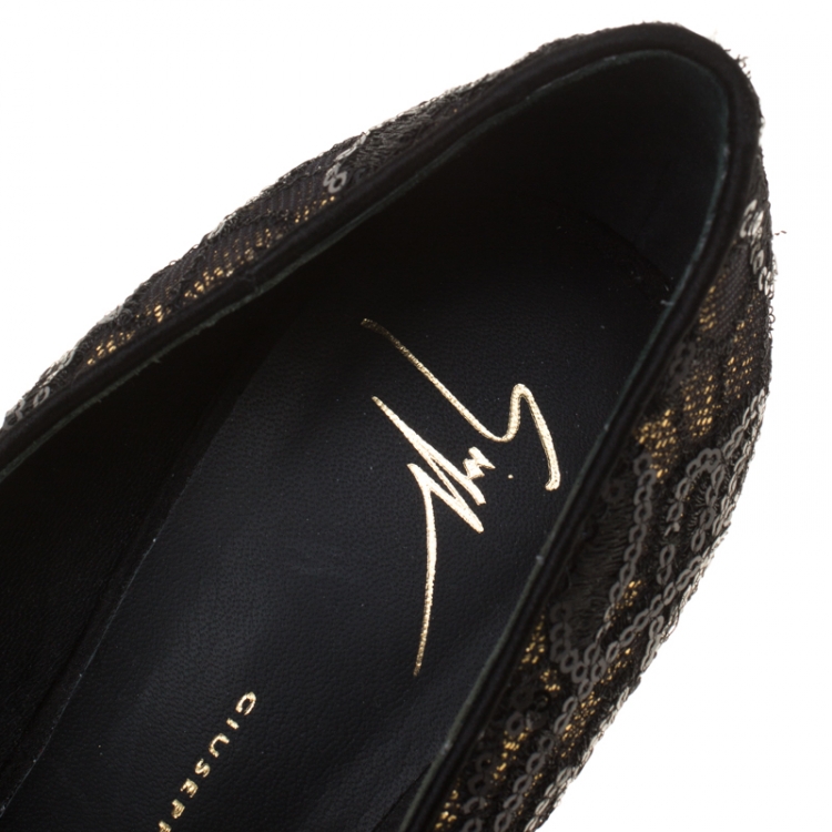 مملوكة مسبقًا Giuseppe Zanotti Black/Gold Sequins Embellished Lace Sharon Peep Toe Platform Pumps Size 38.5