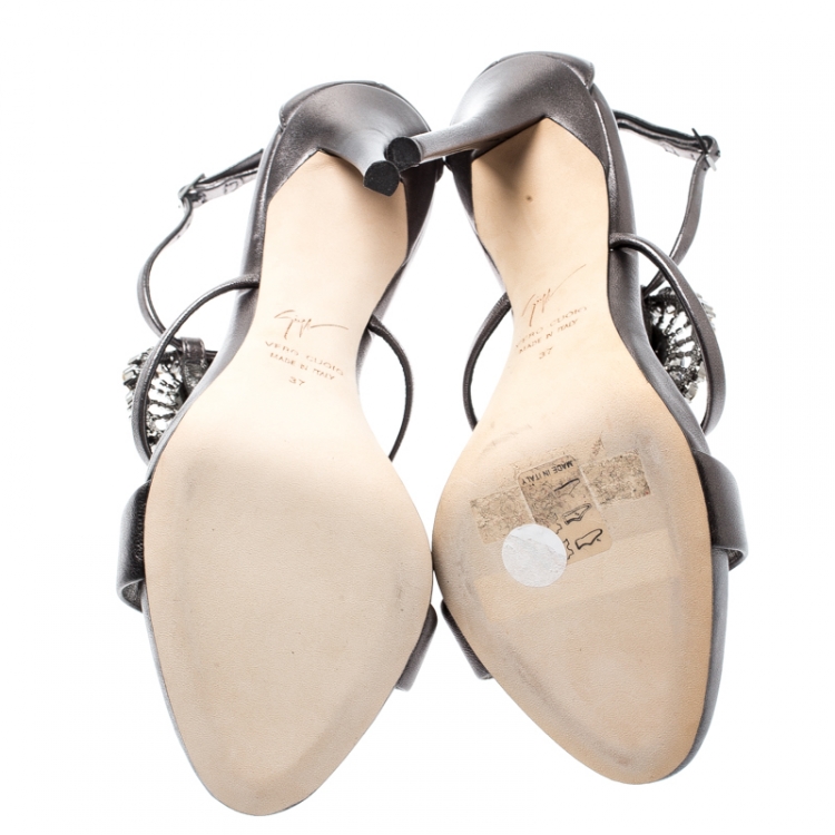 Pre Owned Giuseppe Zanotti Grey Leather Crystal Embellished Strappy Sandals Size 37
