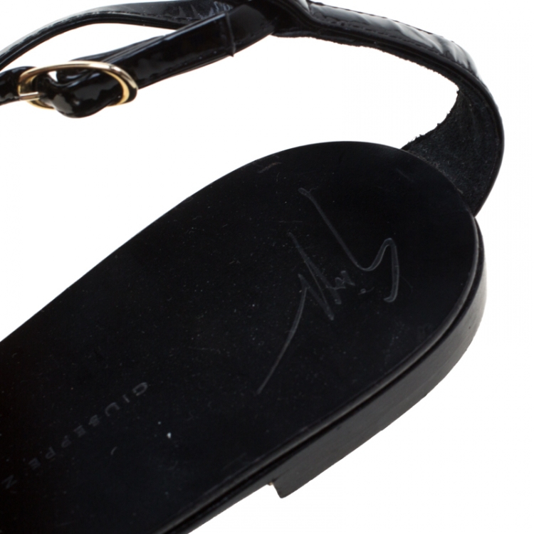 Pre Owned Giuseppe Zanotti Black And Gold Leather Cruel Summer Wing Flat Sandals Size 39
