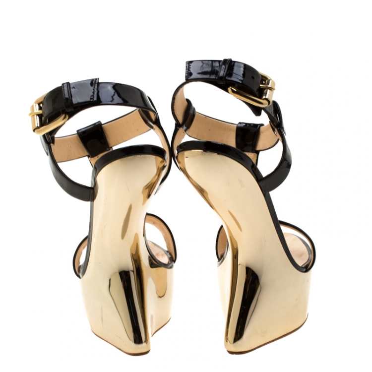 Pre Owned Giuseppe Zanotti Black/Gold Patent Leather Sculpted T-Strap Wedge Sandals Size 37