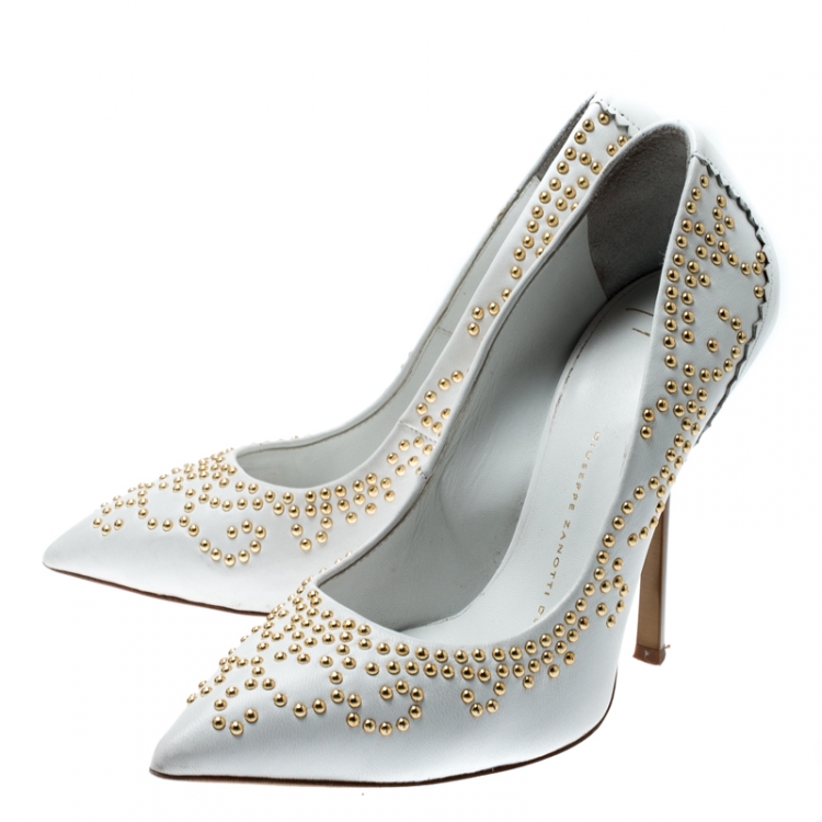Pre Owned Giuseppe Zanotti White Stud Embellished Leather Pointed Toe Pumps Size 36
