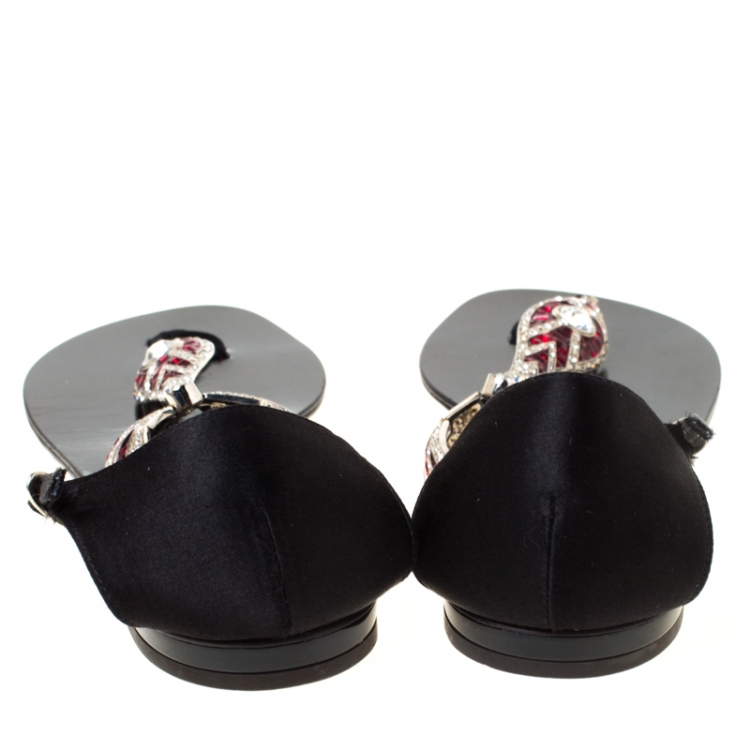 Pre Owned Giuseppe Zanotti Black Crystal Embellished Thong Sandals Size 37
