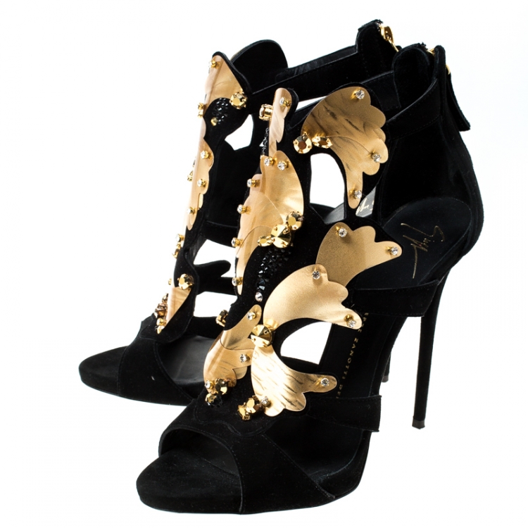 Pre Owned Giuseppe Zanotti Black/Gold Crystal Embellished Suede and Vinyl Strappy Sandals Size 38.5 
