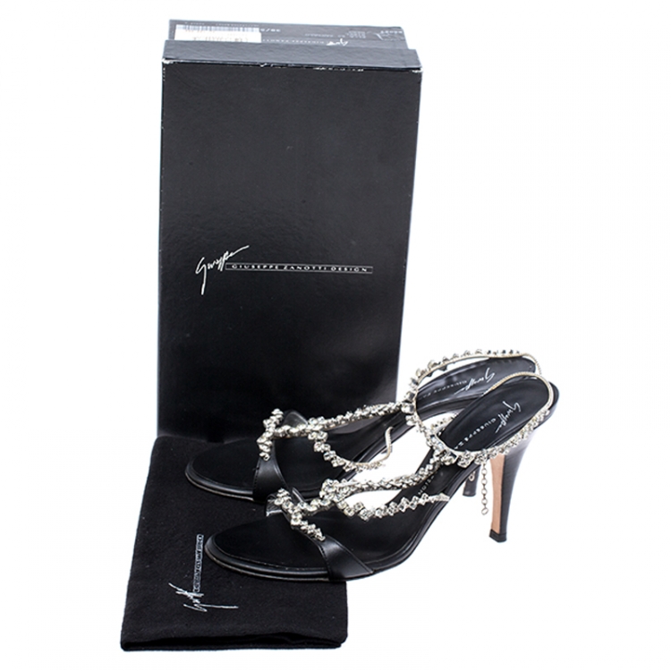 Pre Owned Giuseppe Zanotti Black Leather Crystal Embellished T Strap Sandals Size 38.5