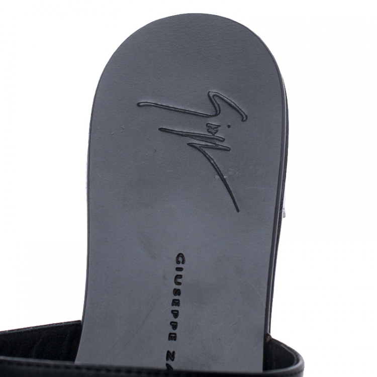 Pre Owned Giuseppe Zanotti Black Leather Toe Ring Sandals Size 38