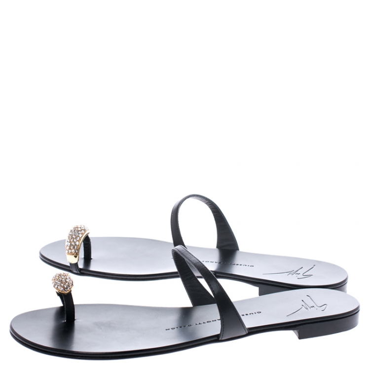 Pre Owned Giuseppe Zanotti Black Leather Toe Ring Sandals Size 38