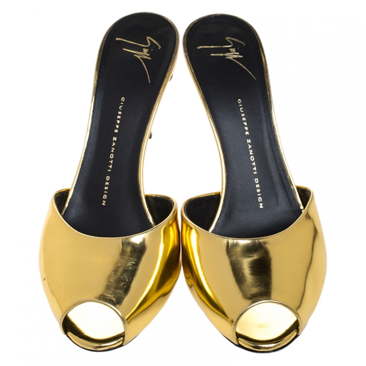 Pre Owned Giuseppe Zanotti Gold Leather Peep Toe Sandals Size 39