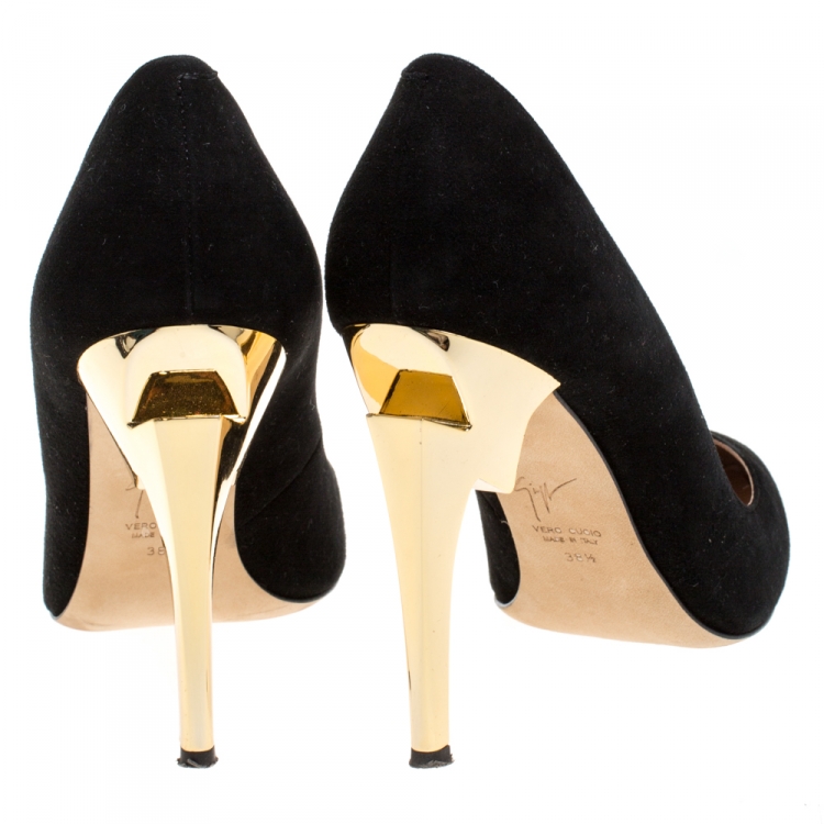 مملوكة مسبقًا Giuseppe Zanotti Black Suede Bolt G Pointed Toe Pumps Size 38.5