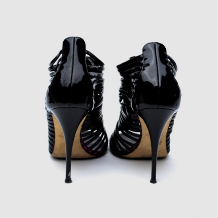 Pre Owned Giuseppe Zanotti Black Patent Leather Strappy Open Toe Back Zip Sandals Size 36
