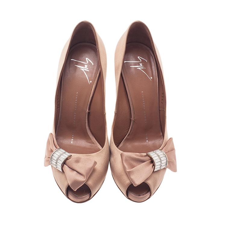 Pre Owned Giuseppe Zanotti Beige Satin Crystal Bow Detail Peep Toe Pumps Size 37