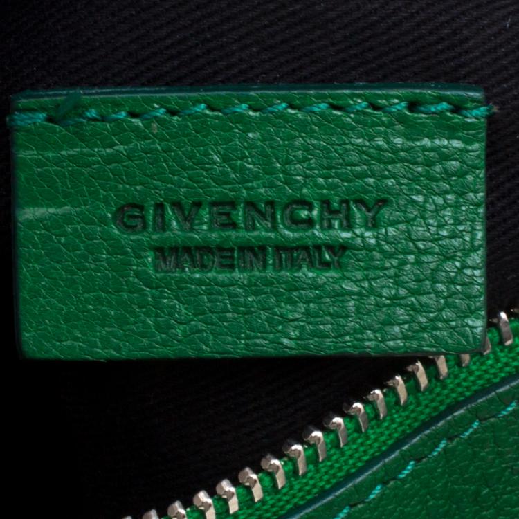 Pre Owned Givenchy Green Leather Pandora Wristlet Clutch