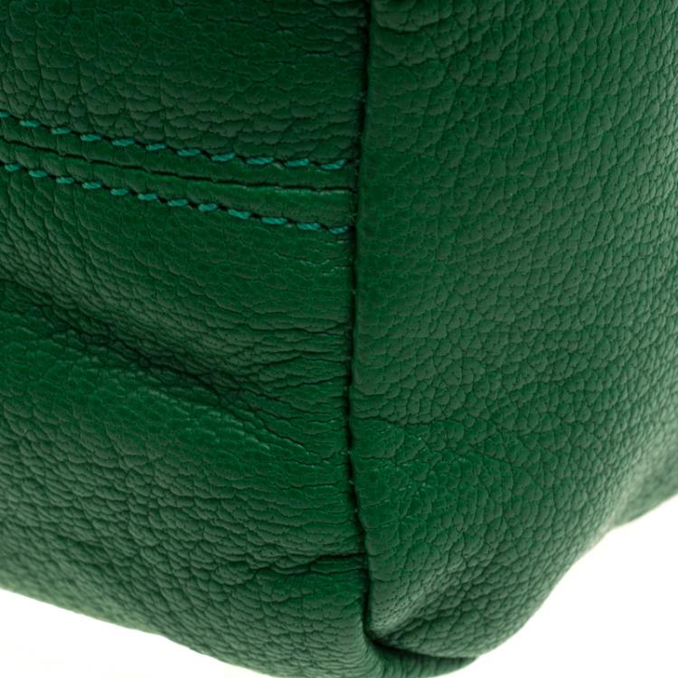 Pre Owned Givenchy Green Leather Pandora Wristlet Clutch