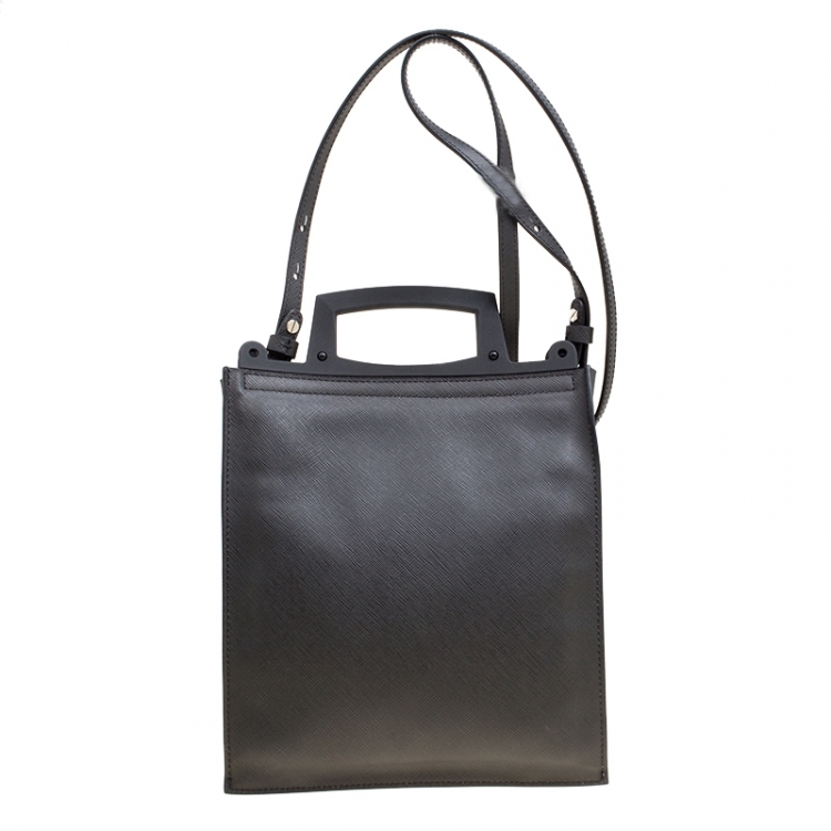 مملوكة مسبقًا Givenchy Black Leather Rave Bambi Crossbody Bag