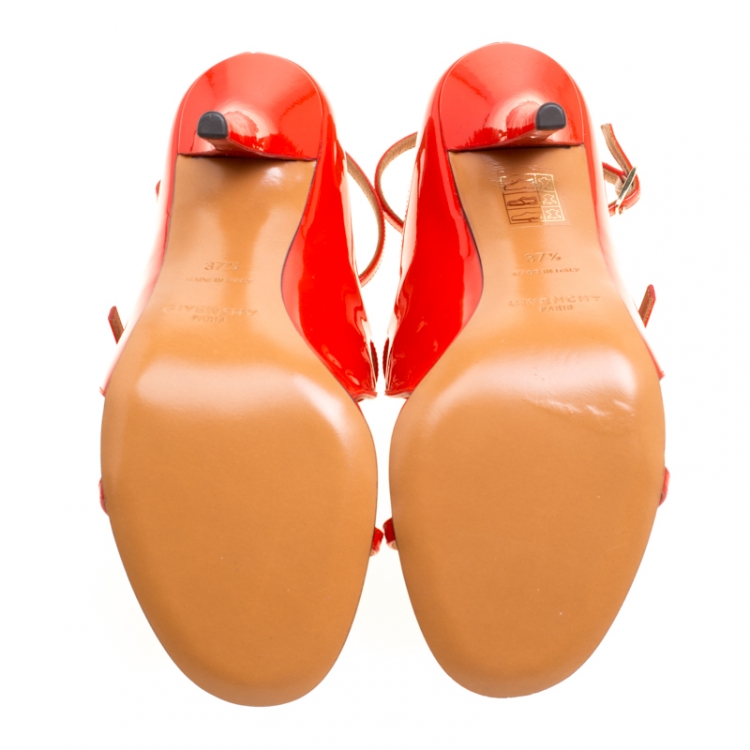 Pre Owned Givenchy Red Patent Leather T Strap Open Toe Sandals Size 37.5