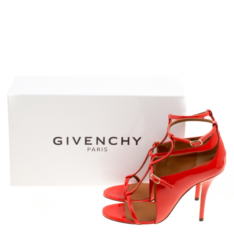 Pre Owned Givenchy Red Patent Leather T Strap Open Toe Sandals Size 37.5