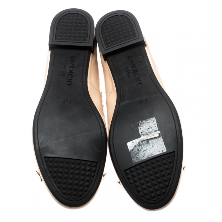 Pre Owned Givenchy Beige Patent Whipstitch Detail Star Studded Ballet Flats Size 39.5