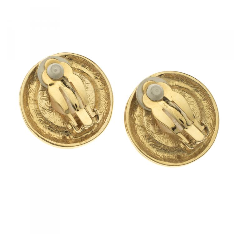 Pre Owned Givenchy Faux Pearl Gold Tone Round Clip-on Stud Earrings