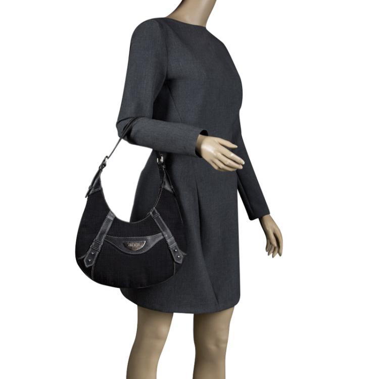 Pre Owned Givenchy Black Canvas Signature Hobo