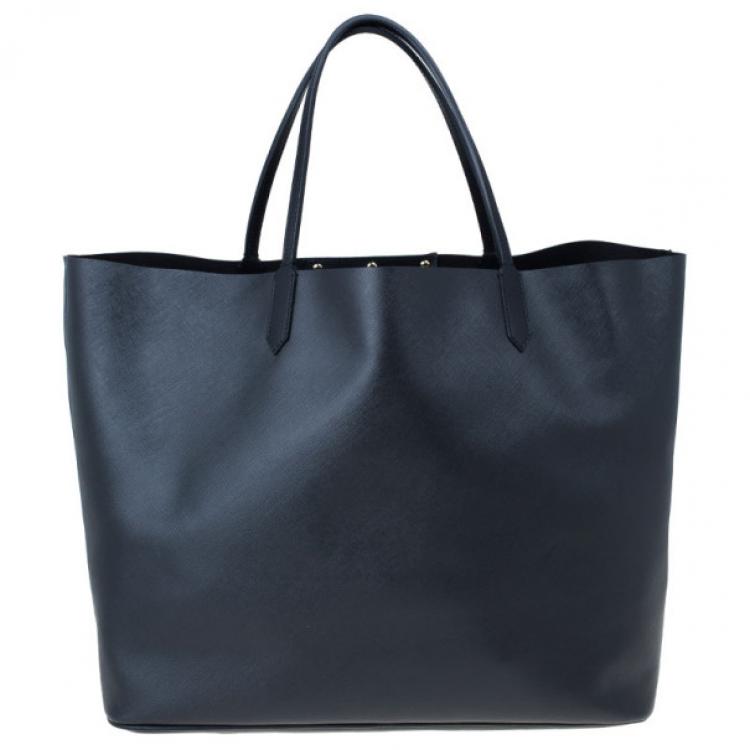 Pre Owned Givenchy Black Canvas Madonna Print Shopper