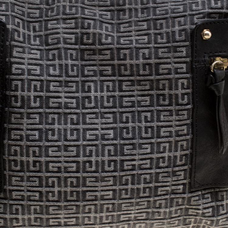 Pre Owned Givenchy Grey Monogram Fabric Shoulder Bag