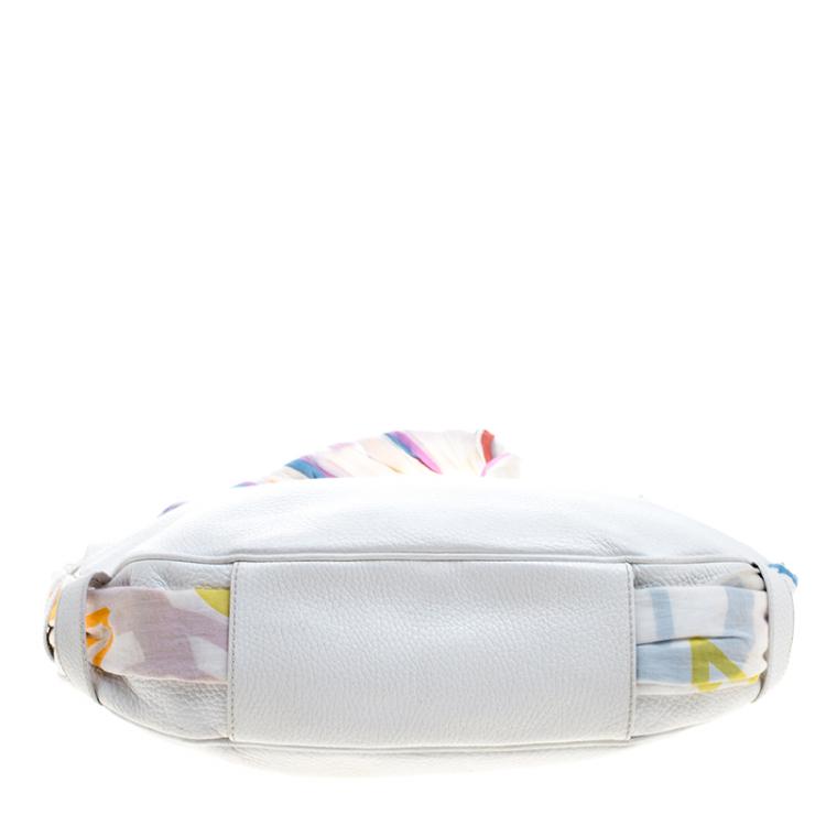 مملوكة مسبقًا Givenchy White Leather Scarf Around Hobo